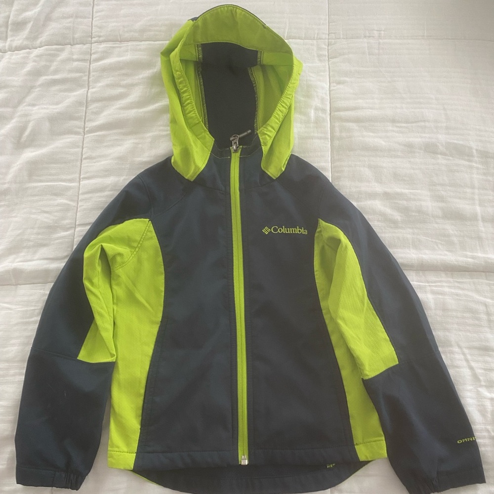 Columbia kids xxs (4/6) light jacket.